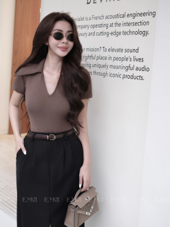 Áo bodysuit cổ bẻ cộc tay